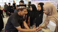 Buka Puasa Bersama Anak Yatim, Kapolres Aceh Tengah Berikan Santunan
